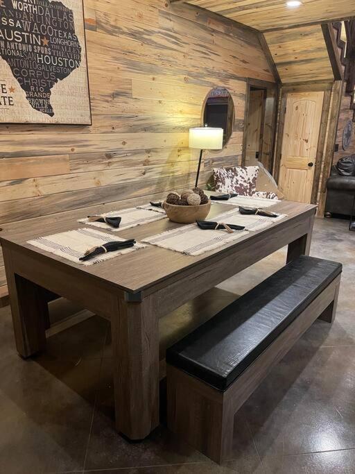 The Big Tex Luxury Cabin Is Epic Broken Bow Eksteriør billede