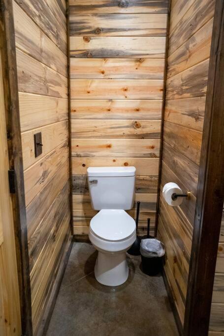 The Big Tex Luxury Cabin Is Epic Broken Bow Eksteriør billede